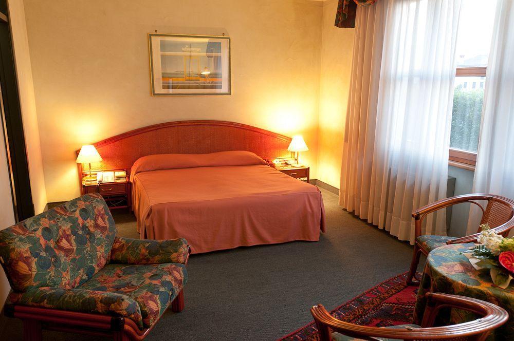 Hotel Villa Isabela SantʼAngelo Eksteriør billede