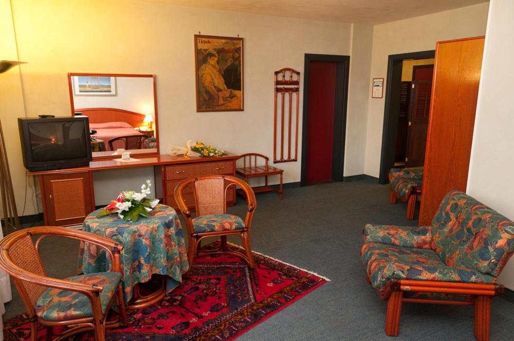 Hotel Villa Isabela SantʼAngelo Eksteriør billede
